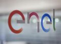 Enel blocca il prezzo delle bollette, sconto del 50% per tre anni: i requisiti