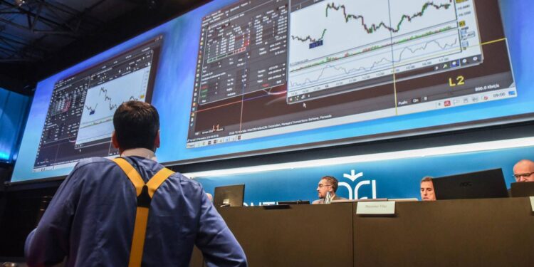 Borsa: Tech e Oil & Gas per vincere il tiro alla fune dei tassi. Dove investire in autunno