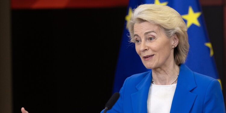 Von der Leyen, ‘su energia sostegni siano mirati e diretti a chi ne ha bisogno’