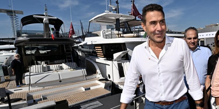 Vannacci vola su TikTok e X, ‘ma la reputazione è in calo’