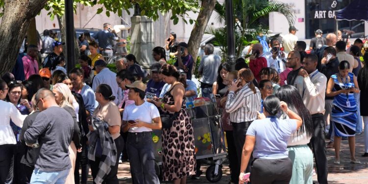 Panama, terremoto di magnitudo 7.6: scatta l’allerta tsunami
